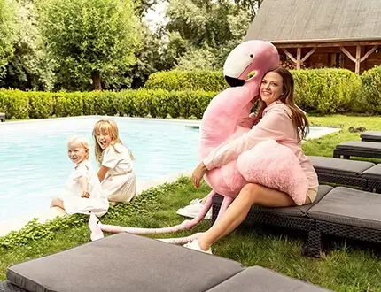 Large stuffed flamingos